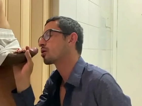 Na hora do tesão, rasguei a roupa do passivo e ele foi embora de cueca asian gay coitus videos porn hub