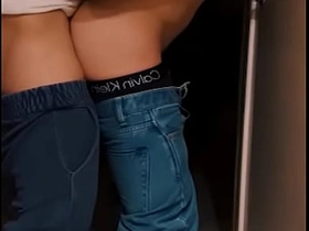 Me toma por sorpresa y me folla en el baño a escondidas asian gay web series sex videos