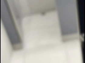 Masturbándome en el baño del gym - PARTE 2 asian gay sex cum videos