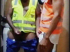 Brincando com o consolo no cu do trabalhador asian gay sex videos boyfriendtv