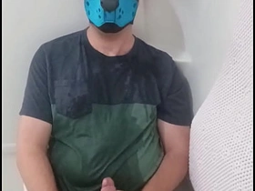 Je me pisse dessus comme un chiot patetic soumis asian blissful dady sex videos