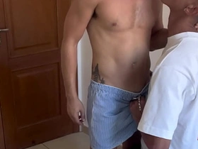 O roludo sentou gostoso asian uncal gay sex videos