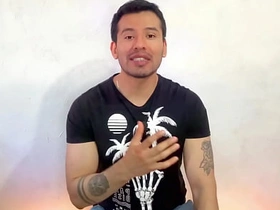 El jefe de la pandilla dotado chacal le rellena a pelo el culo del afeminado del barrio asian gay sex new videos