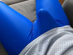 I realize an erection and ejaculate when I feel the bulge in my leggings. asian gay daddy and son sex videos