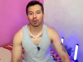 Terapeuta dotado de 20cm se folla a pelo a su paciente hetero casado! Relato sexual china gay asian sex videos