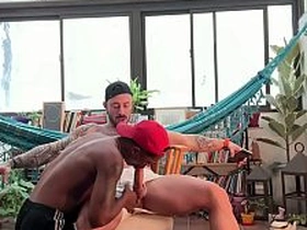 GRINGO PAUZUDO SOCANDO FORTE EM NEGÃO DOTADO asian hostel gay sexual congress videos