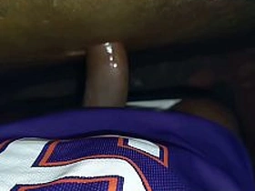 CASADO NAO AGUENTOU O TESAO E CHUPOU MEU PAU NO BAR asian gay public sex videos