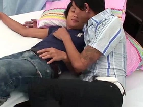 Asians Golf and Poi Piss and Bareback asian gay sex videos outdoor