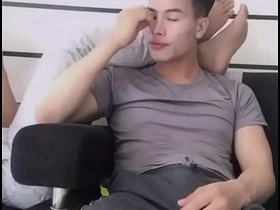 Asian Horny guy in the sky put up with asian gay sex videos com